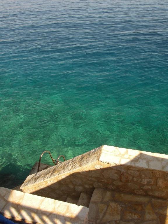 Villa Amalia Chalki Town Екстер'єр фото