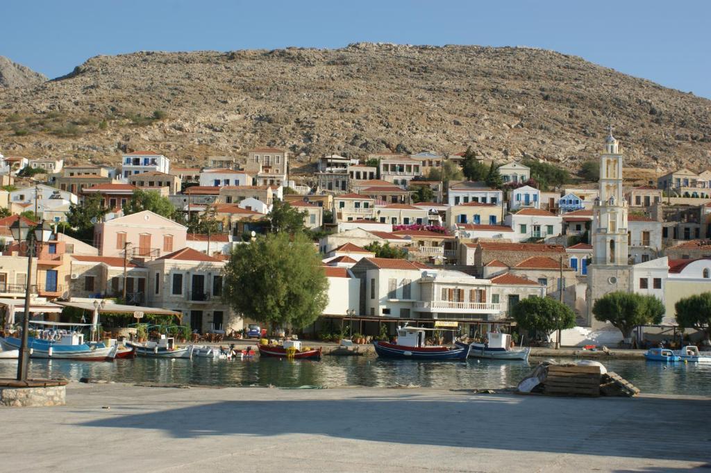 Villa Amalia Chalki Town Екстер'єр фото